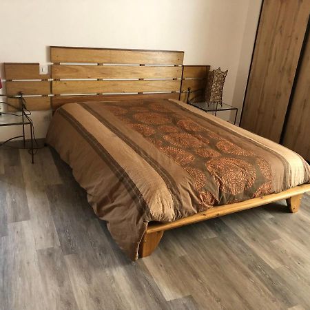 Chambre 2 Cote Sud Chez Particulier 1 Lit 2 Personnes Loriol-sur-Drome Exterior photo